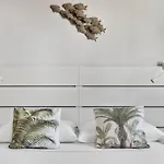 Casa Leopoldo - La Roca *