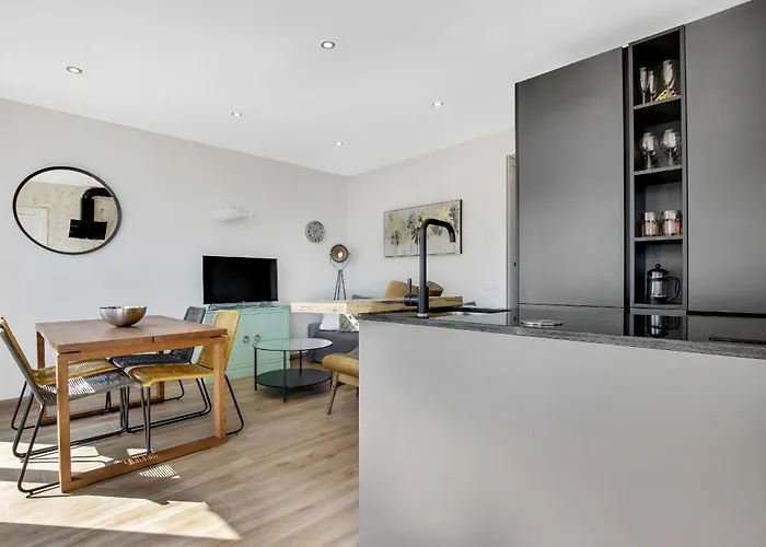 Casa Leopoldo - La Roca * Torremolinos