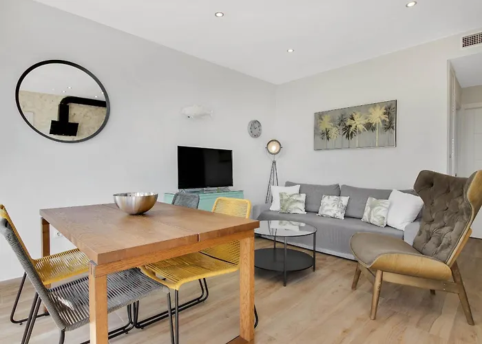 Casa Leopoldo - La Roca *