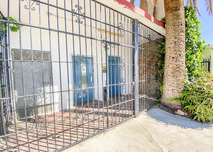 Casa Leopoldo - La Roca *