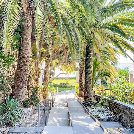 Casa Leopoldo - La Roca Apartament